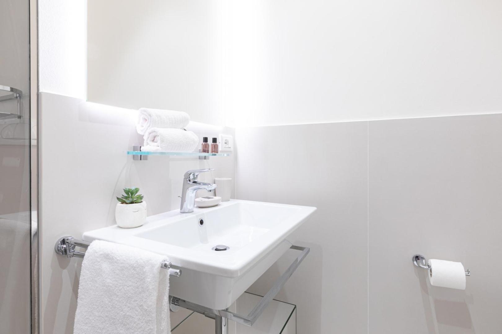 Centrale Suite With Balcony - Top Collection Milan Bagian luar foto