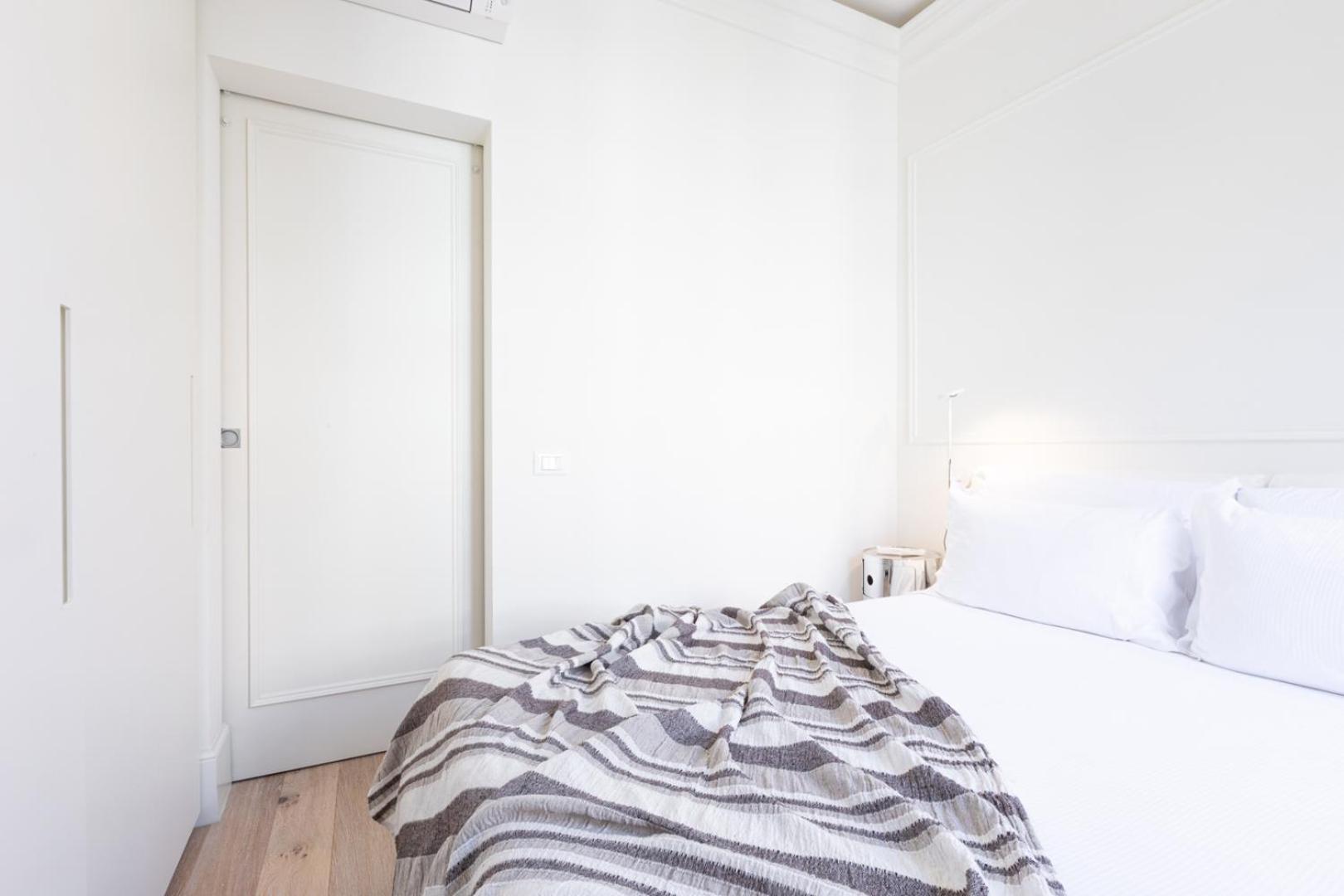 Centrale Suite With Balcony - Top Collection Milan Bagian luar foto
