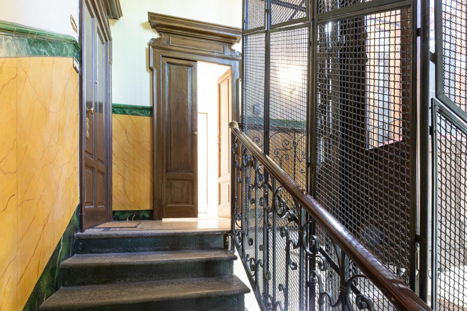 Centrale Suite With Balcony - Top Collection Milan Bagian luar foto