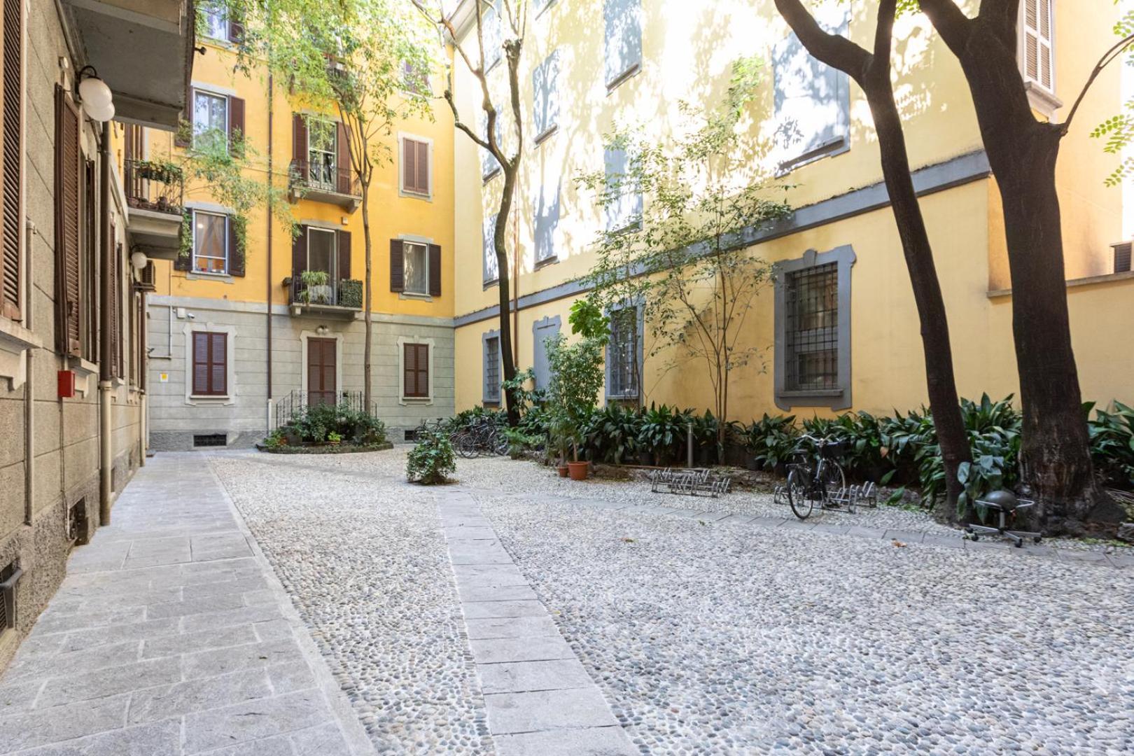 Centrale Suite With Balcony - Top Collection Milan Bagian luar foto